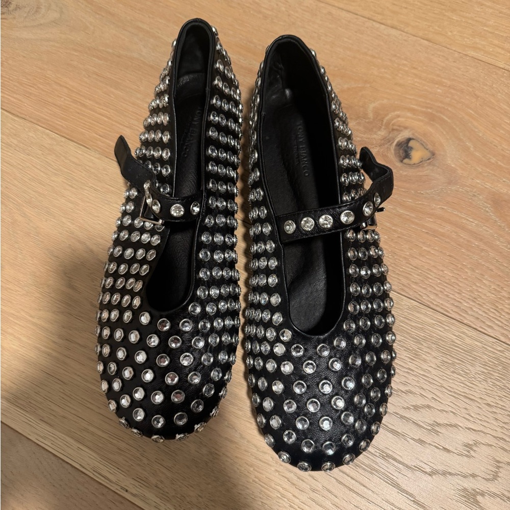 Tony Bianco Miami Flat in Black Nappa
